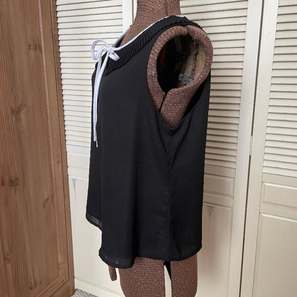 Toby & Olive Sleeveless Blouse Top Women’s XL Fully Lined Pleated Collar - Picture 3 of 12